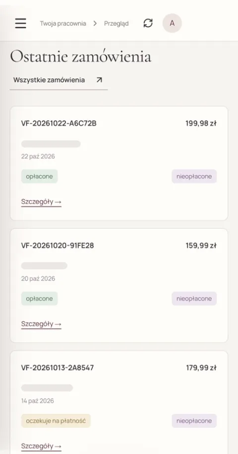 Panel pracowni Vela Flora na telefonie – lista ostatnich zamówień z numerem, datą, kwotą i statusem płatności